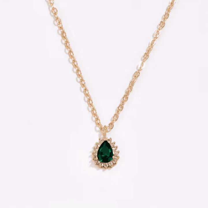 Elegant Emerald Stone Dew Necklace