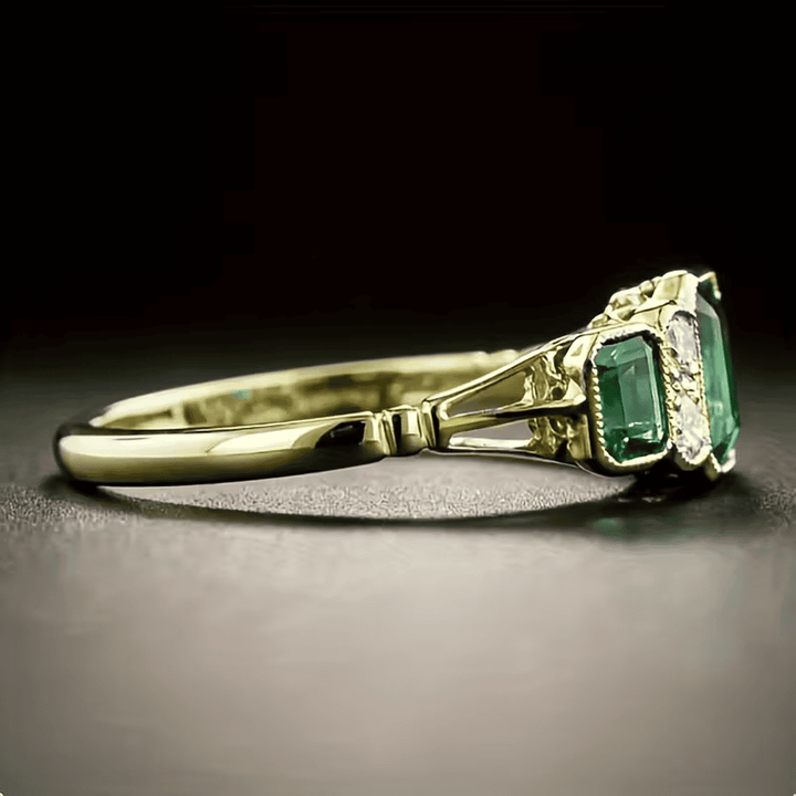 Vintage Heirloom Emerald Ring