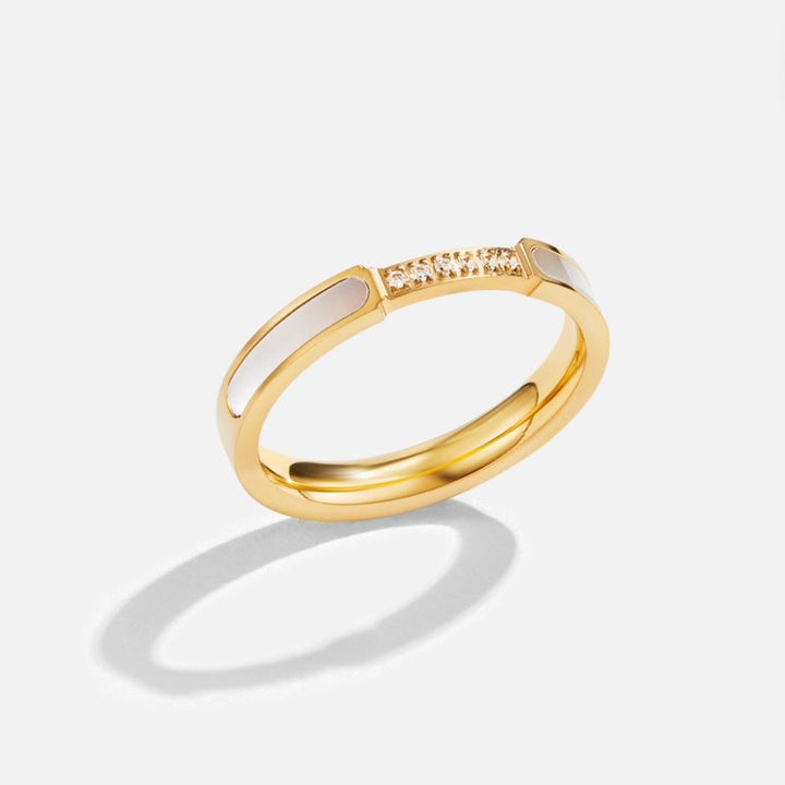 Luxe Pearl Crystal Harmony Ring