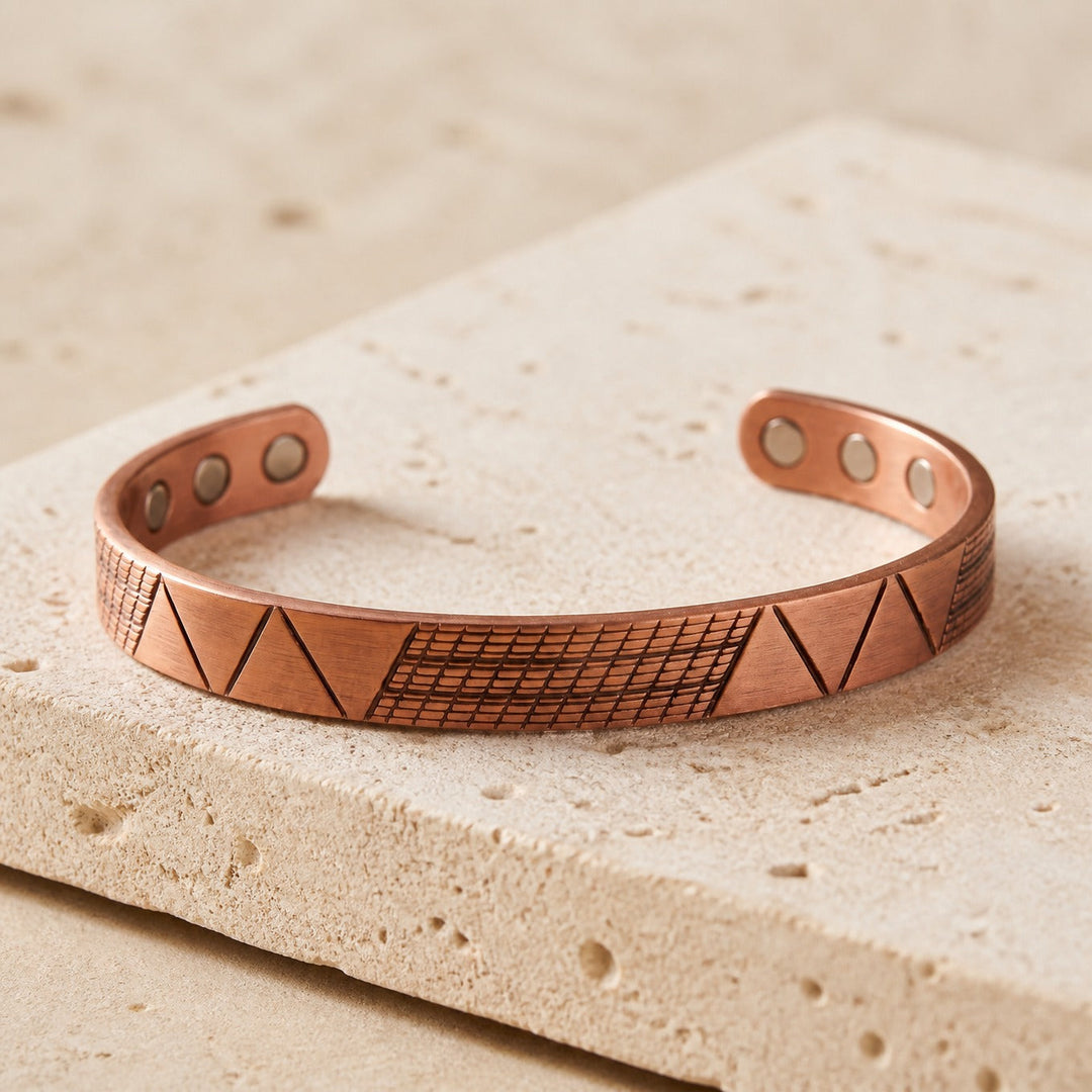 Crest Radiance Copper Bracelet