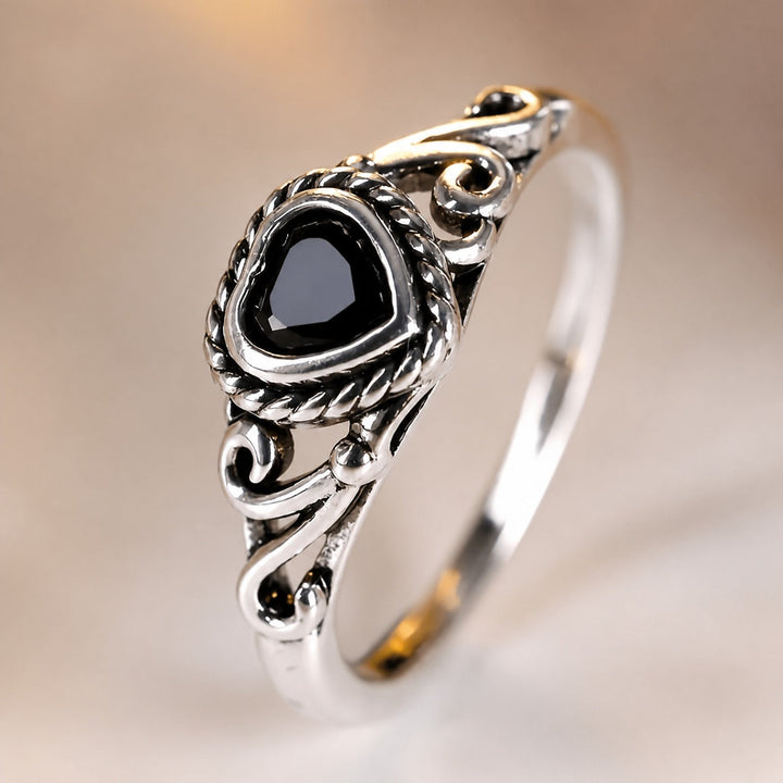 Onyx Heart Zirconia Ring
