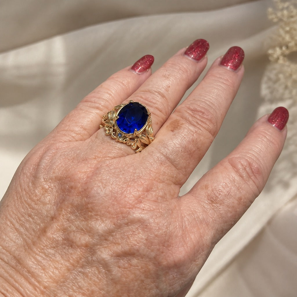 Leaf Vine Crystal Ring