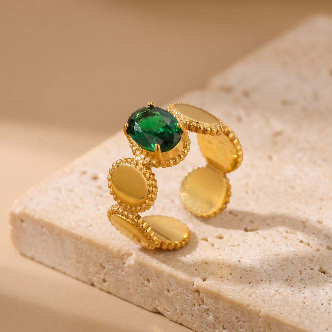 Emerald Oval Gold Ring