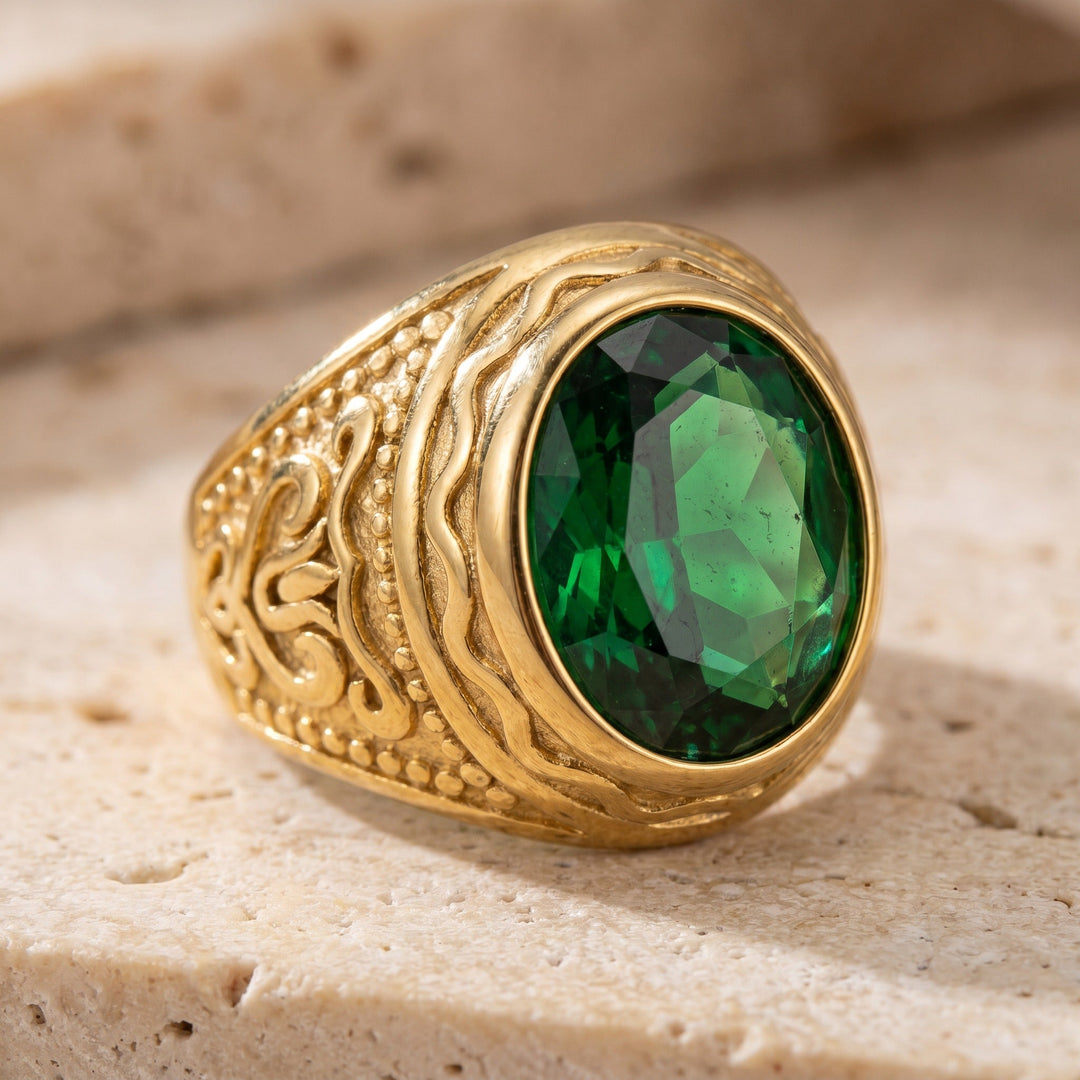 Golden Windsor Heritage Emerald Ring