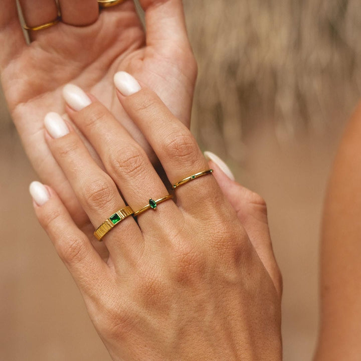 Bold Emerald Statement Ring