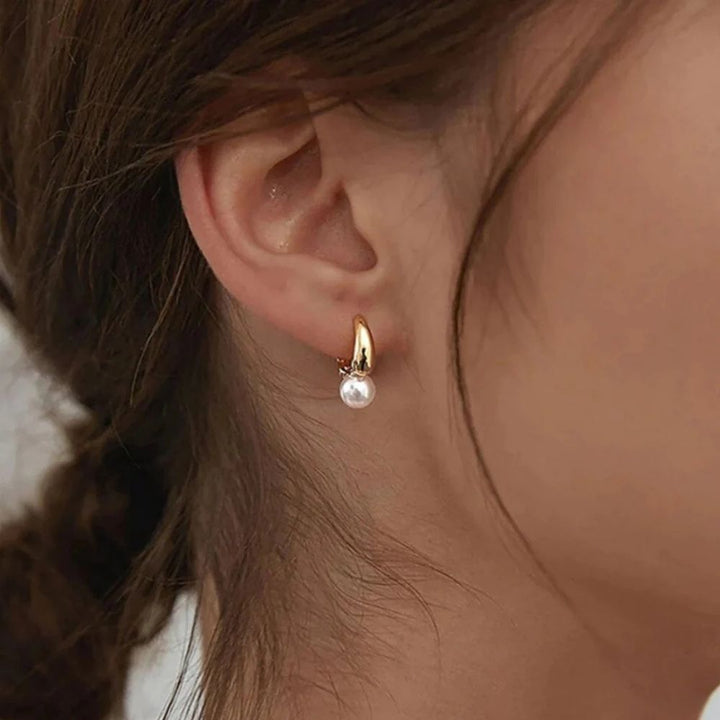 Baroque Pearl Gold Earrings