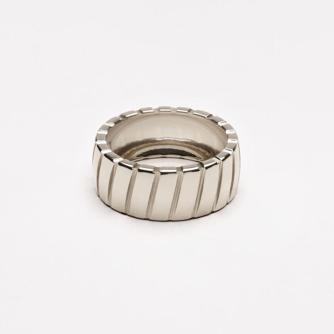 Gleam Bold Statement Ring