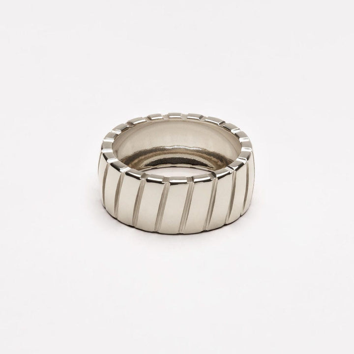 Gleam Bold Statement Ring