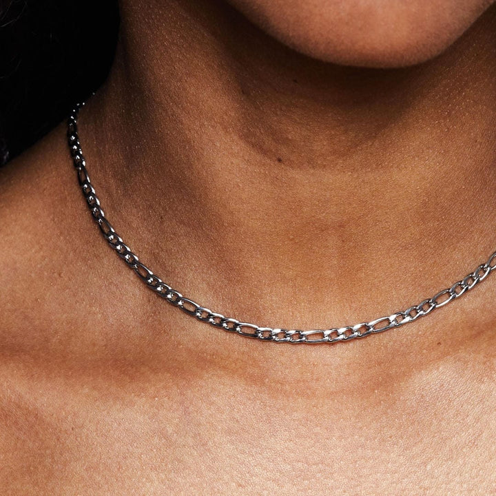 Elegant Figaro Gold Chain Choker