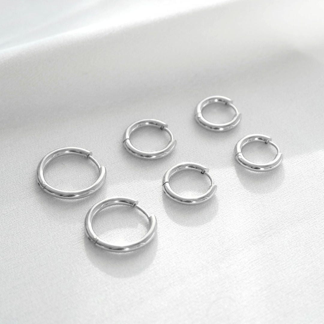 Endless Shine Triple Hoop Set