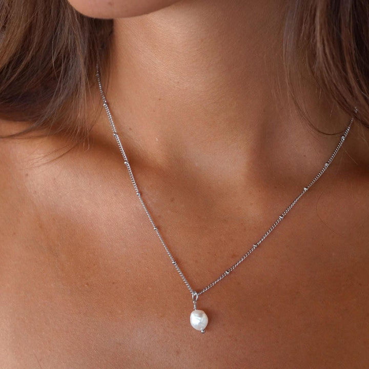 Radiant Aura Baroque Pearl Necklace