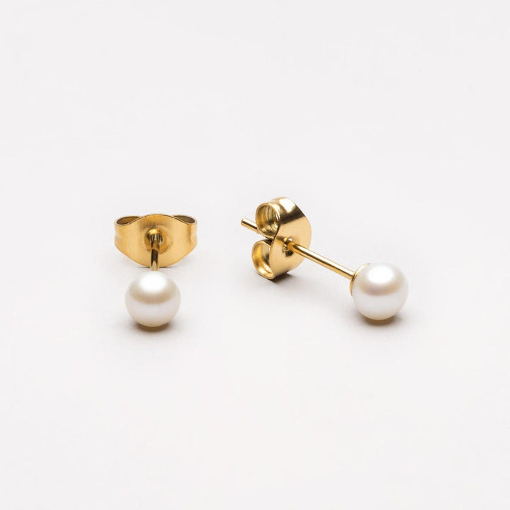 Freshwater Pearl Stud Earrings