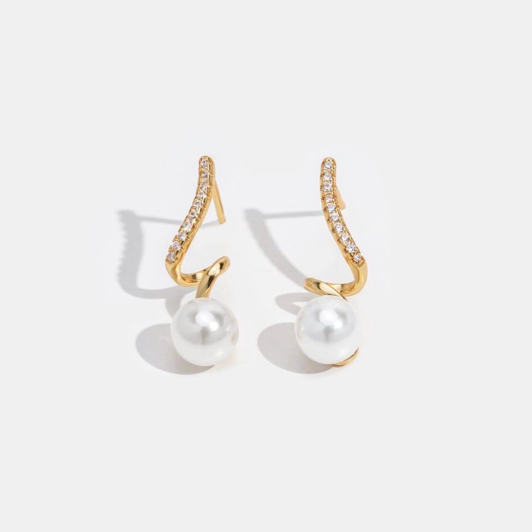 Pearl Wave Gold Earrings