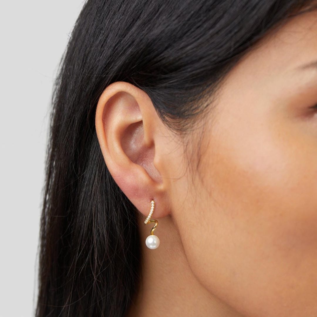 Pearl Wave Gold Earrings