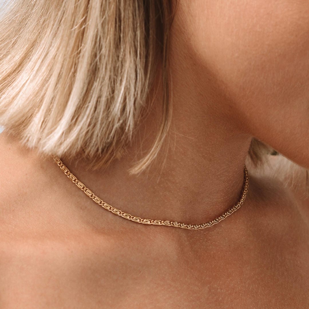 Luxe Gold Choker Necklace